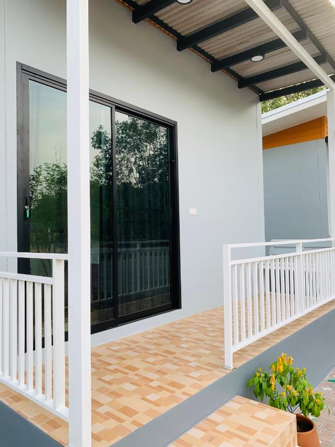 Suanvadee Resort สวนวดี รีสอร์ท Don Sak Exterior foto
